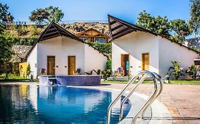 Bamboo Saa Resort & Spa - Udaipur